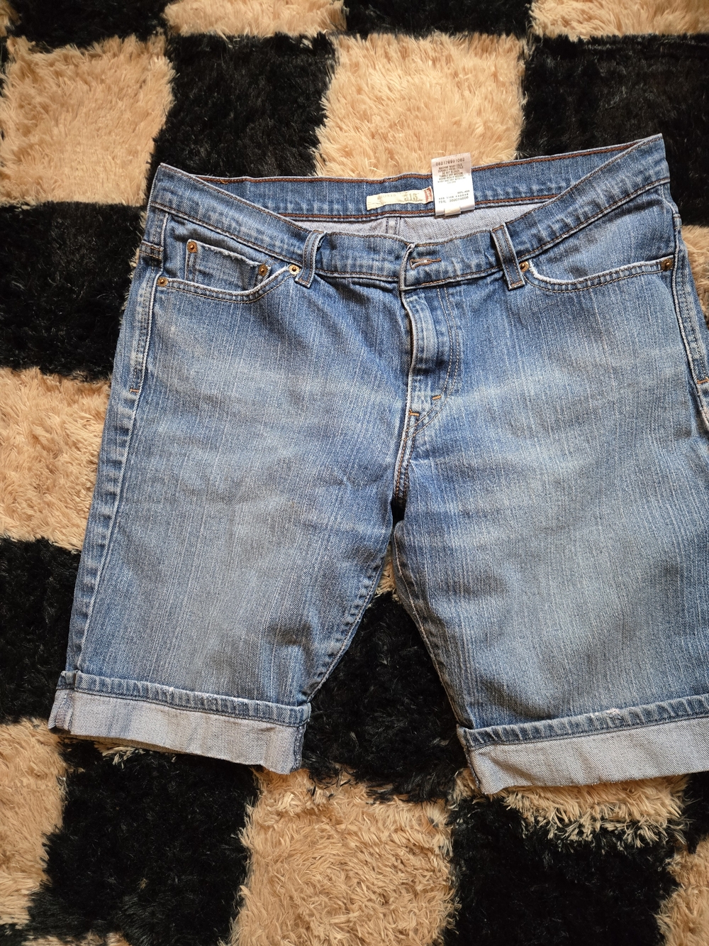 Women's Light Blue Denim Roll-Cuff Jean Shorts